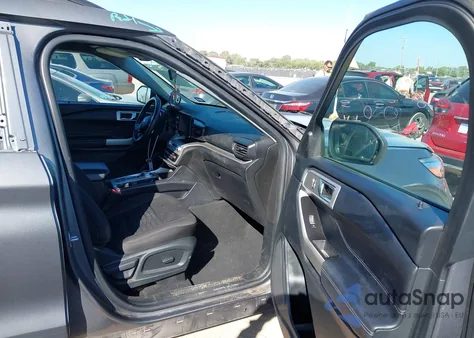 2021 Ford Explorer Xlt z USA, uszkodzony, nr VIN 1FMSK7DH8MGB88531